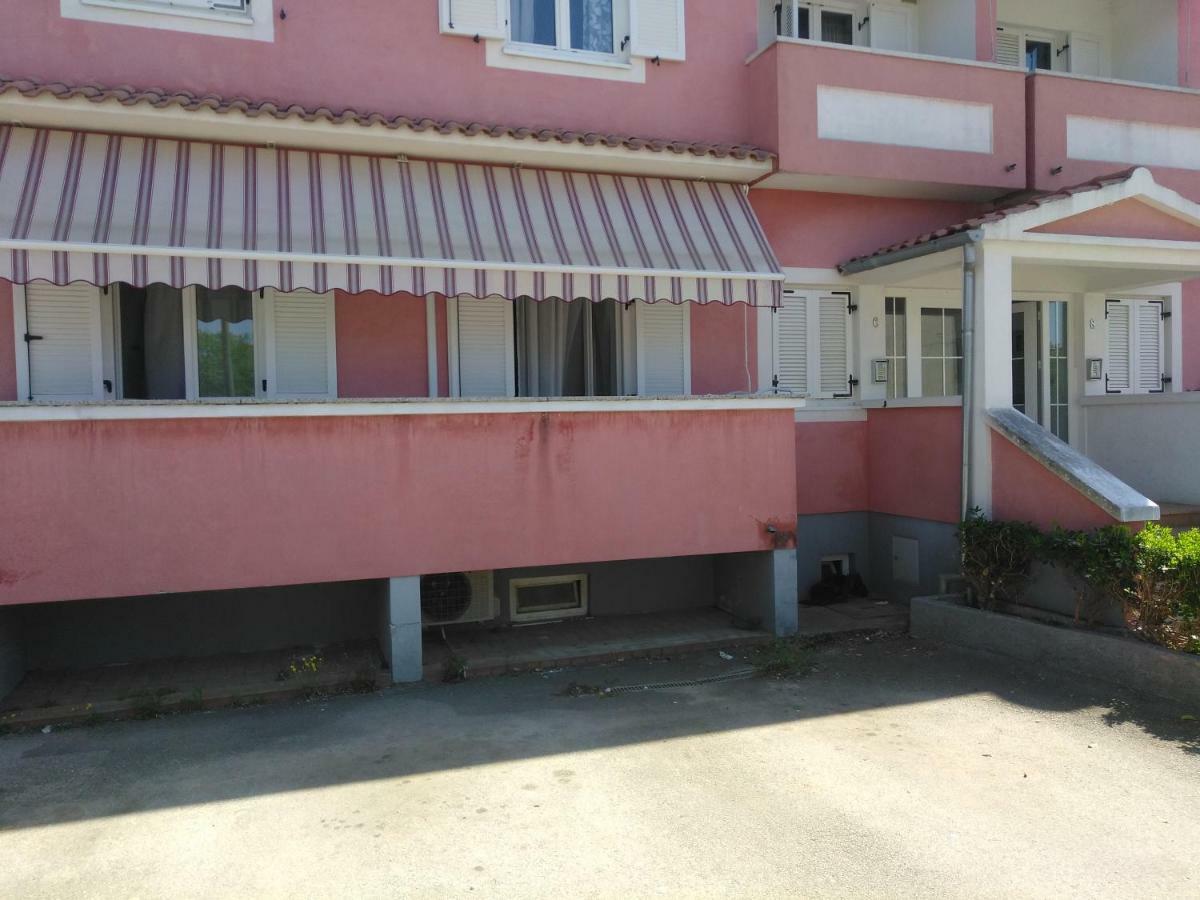 B6 Apartment Rovinj Exterior photo